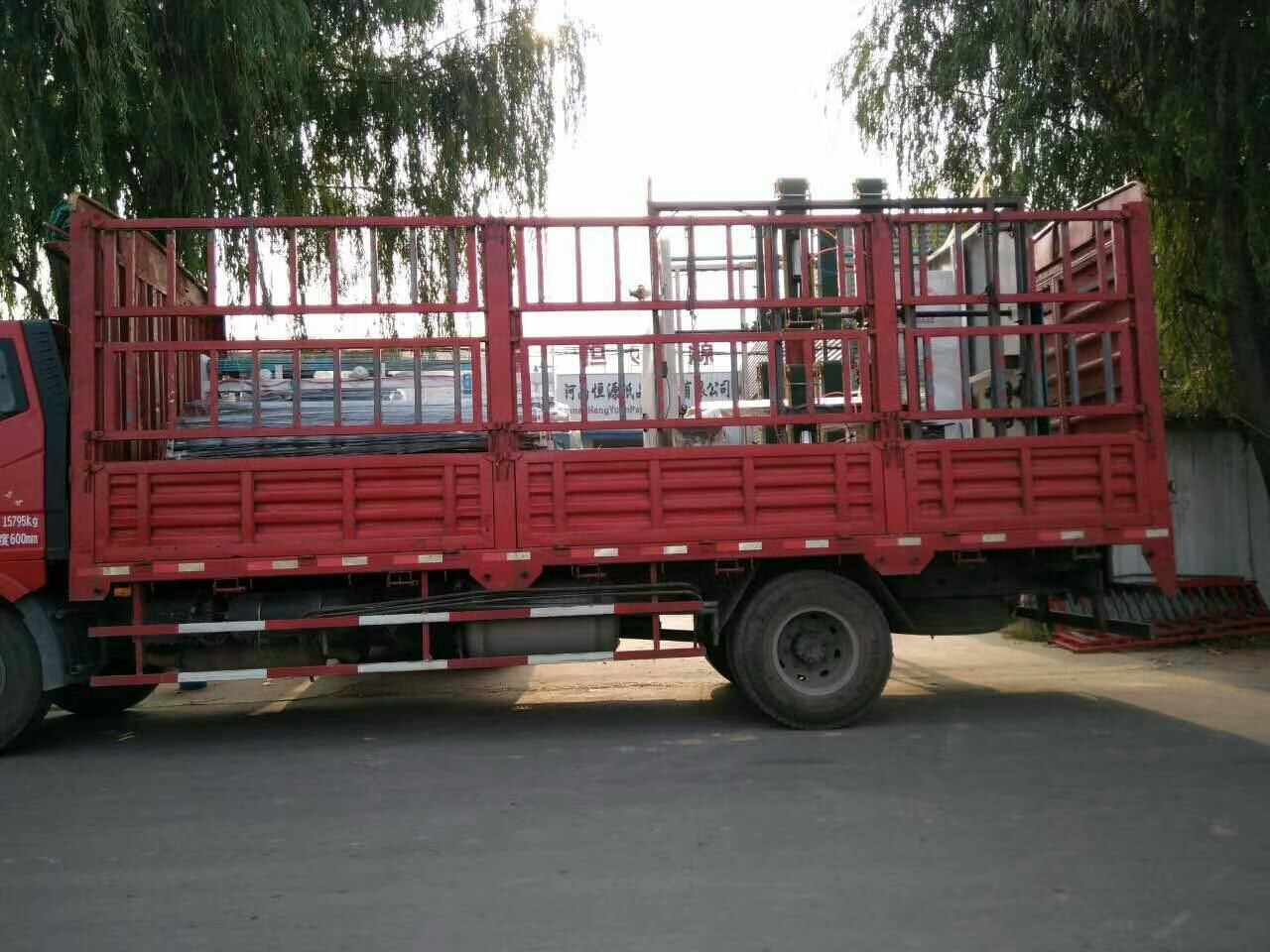 【貴州貴陽(yáng)】衛(wèi)生紙加工設(shè)備已成為生活用紙中熱門(mén)設(shè)備