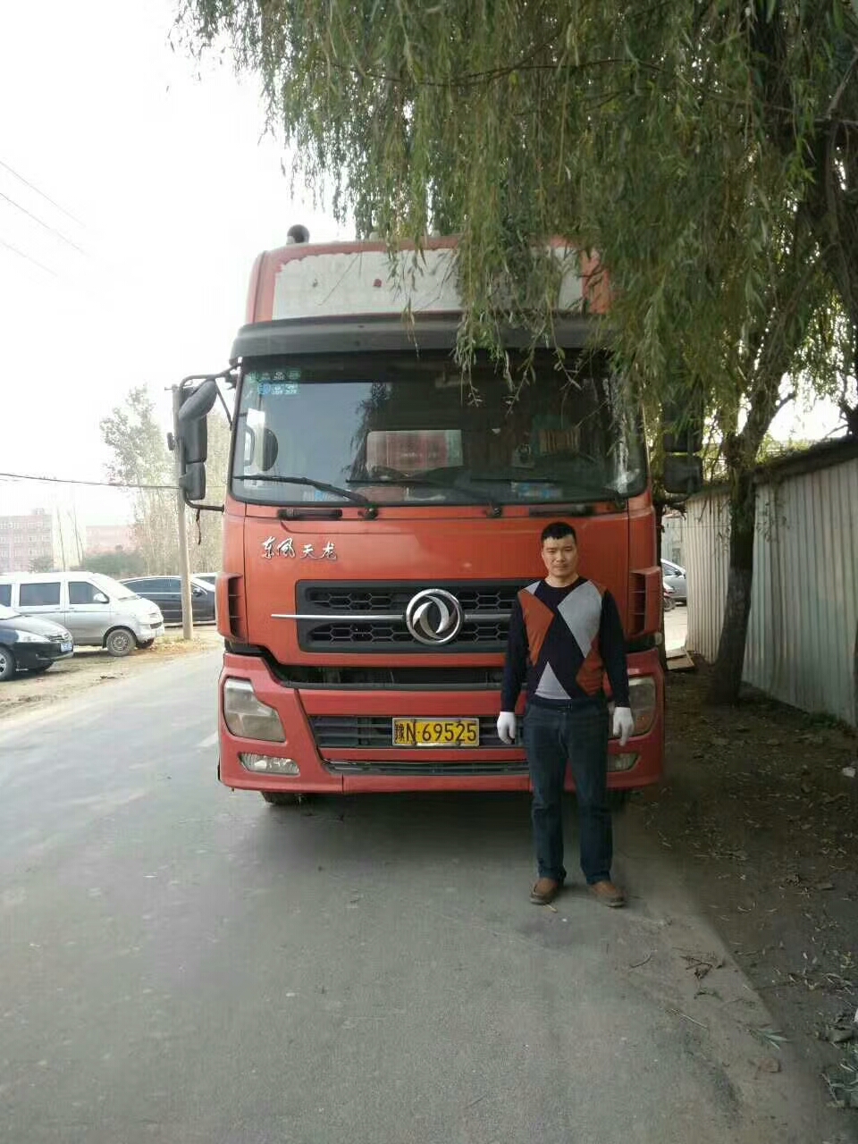 陜西全自動衛(wèi)生紙加工設備已正常運作